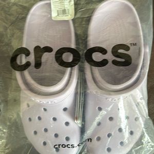 NWT Crocs
